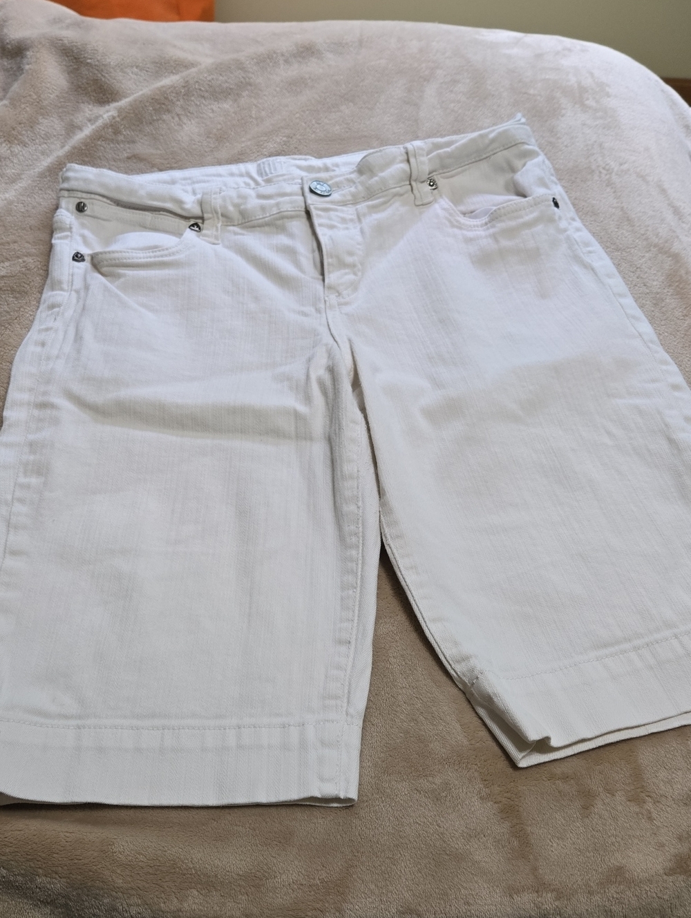 Kut from the Kloth White Women's Bermuda Shorts